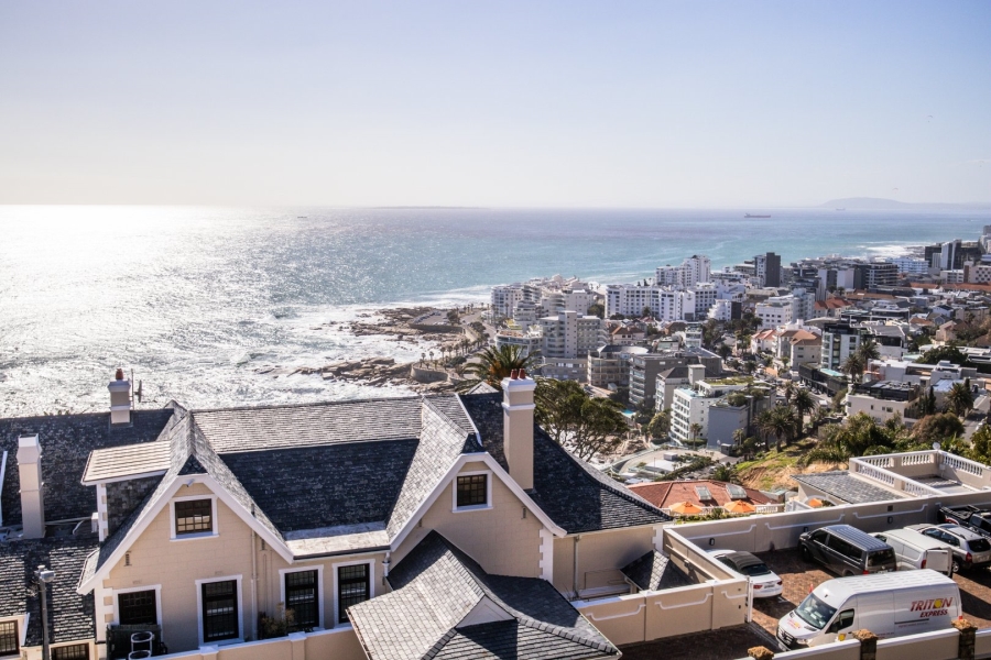 To Let 6 Bedroom Property for Rent in Bantry Bay Western Cape